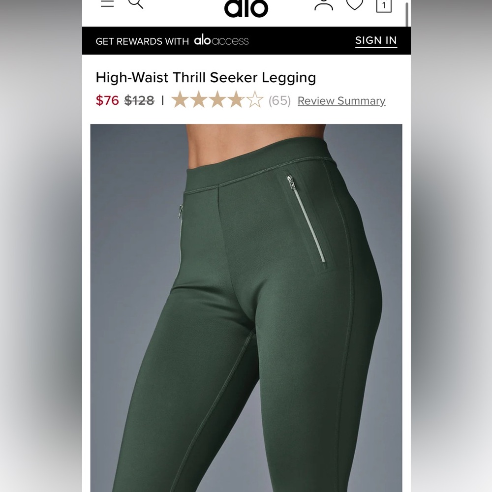 ALO Yoga Green High-Waisted Leggings with Sleek Design